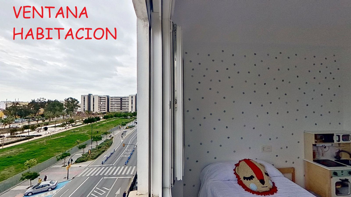 Se vende Apartamento Planta Media de 3 dormitorios en Málaga Ciudad, Málaga, España
