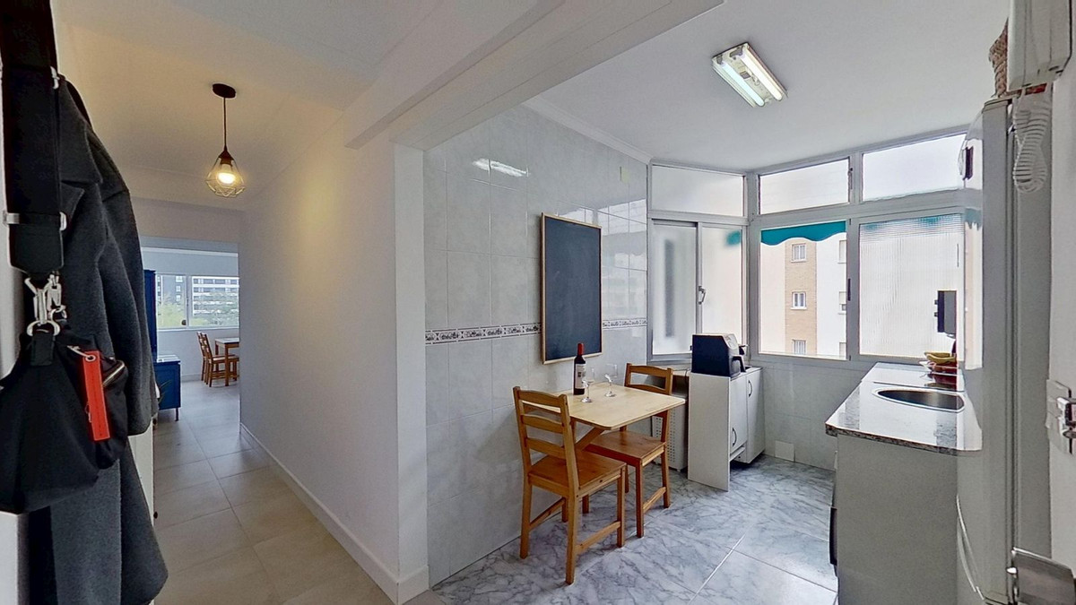 Se vende Apartamento Planta Media de 3 dormitorios en Málaga Ciudad, Málaga, España