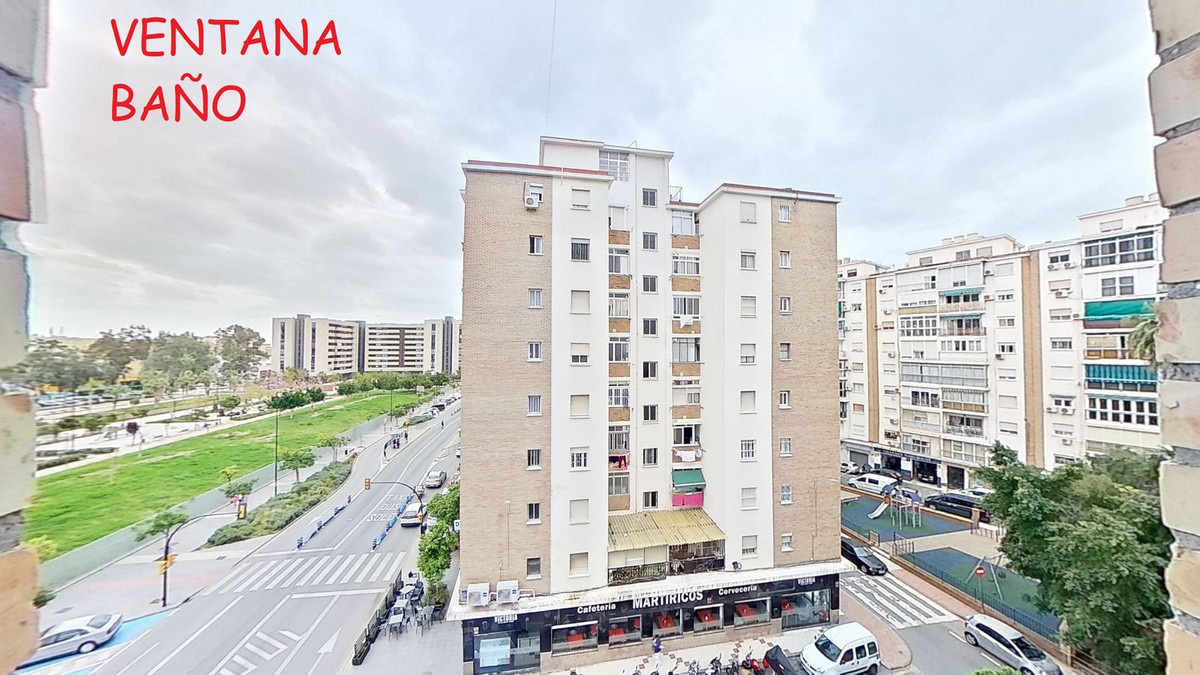 Se vende Apartamento Planta Media de 3 dormitorios en Málaga Ciudad, Málaga, España