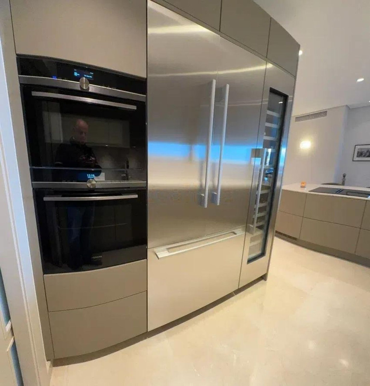 2 Bed Apartment for sale in The Golden Mile Costa Del Sol, Málaga, Spain