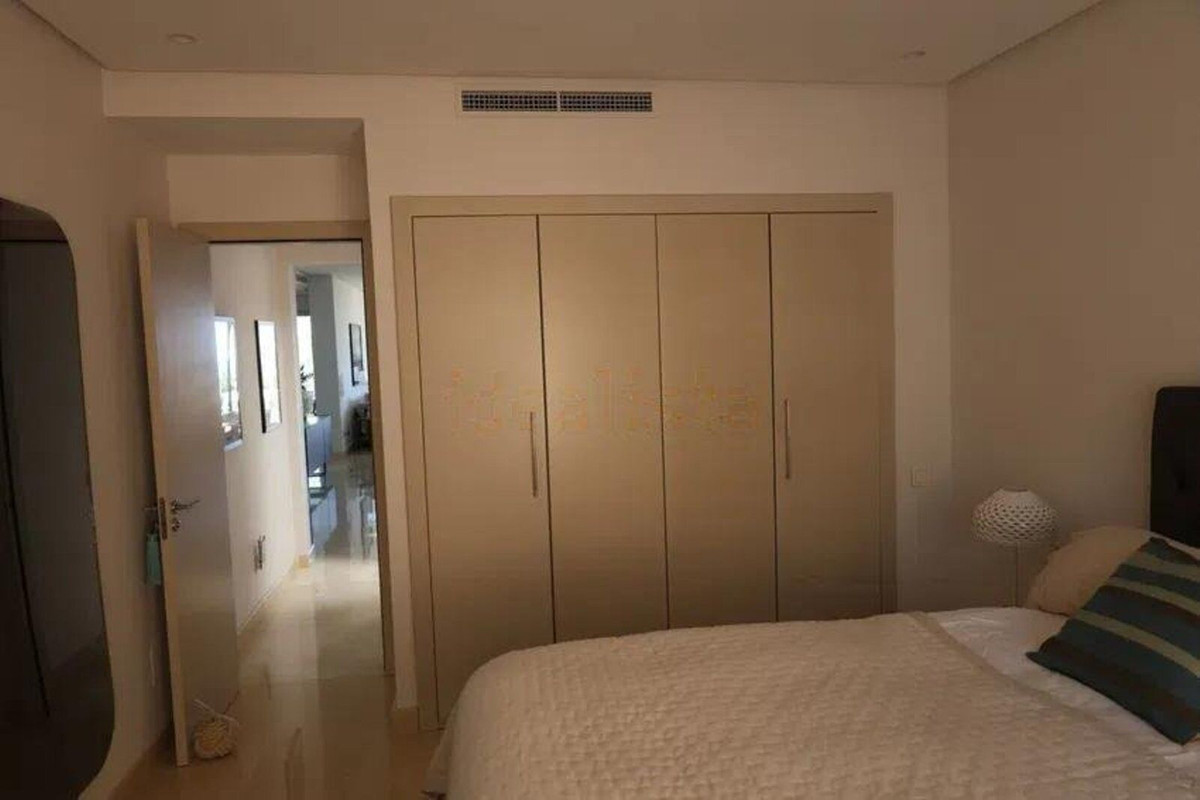 2 Bed Apartment for sale in The Golden Mile Costa Del Sol, Málaga, Spain