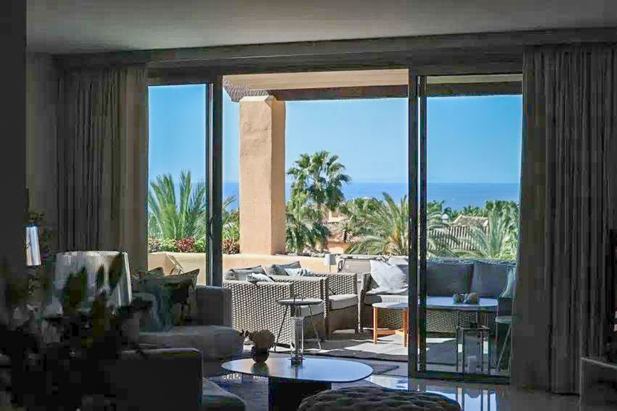 2 Bed Apartment for sale in The Golden Mile Costa Del Sol, Málaga, Spain