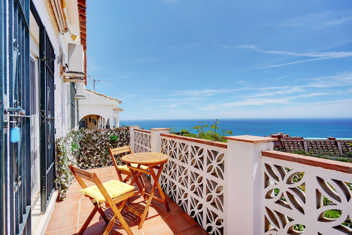 Se vende Villa - Chalet de 5 dormitorios en Costa Del Sol, Málaga, España
