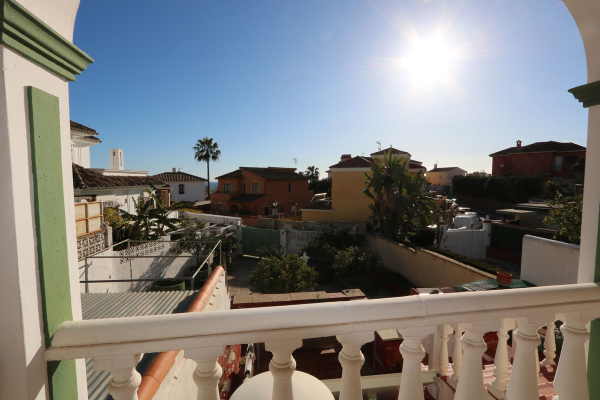 5 Bed Townhouse for sale in Marbella Costa Del Sol, Málaga, Spain