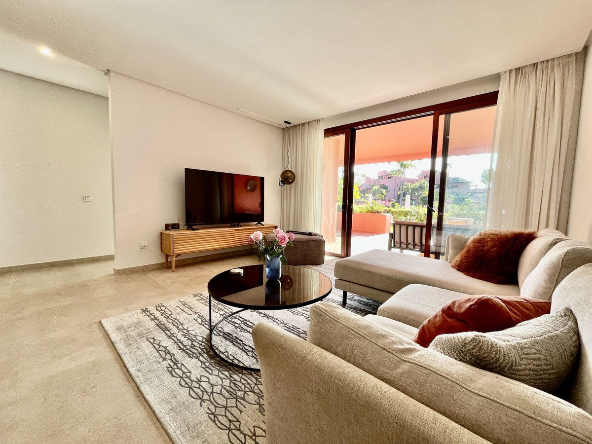 3 Bed Apartment for sale in Estepona Costa Del Sol, Málaga, Spain