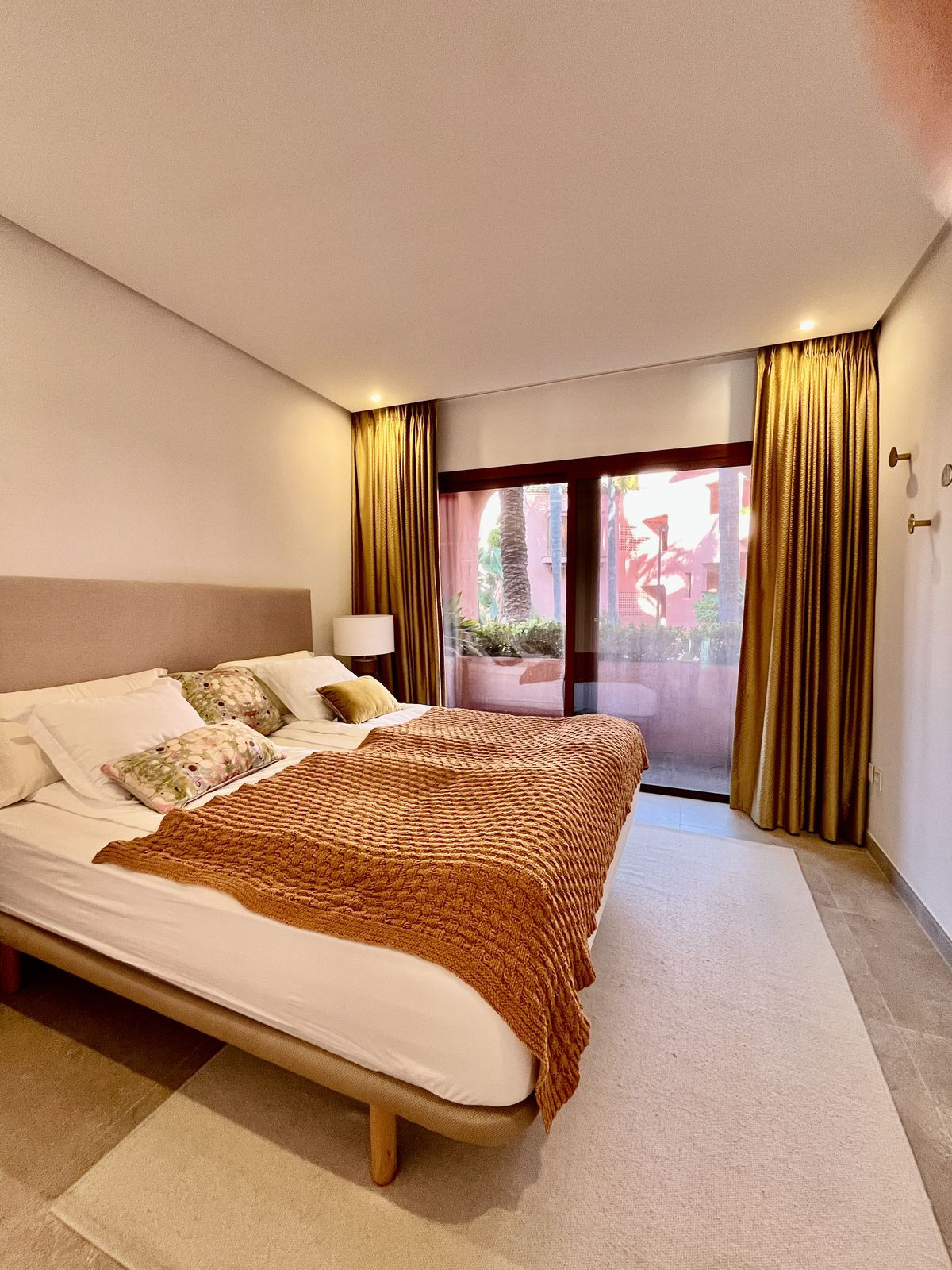 3 Bed Apartment for sale in Estepona Costa Del Sol, Málaga, Spain