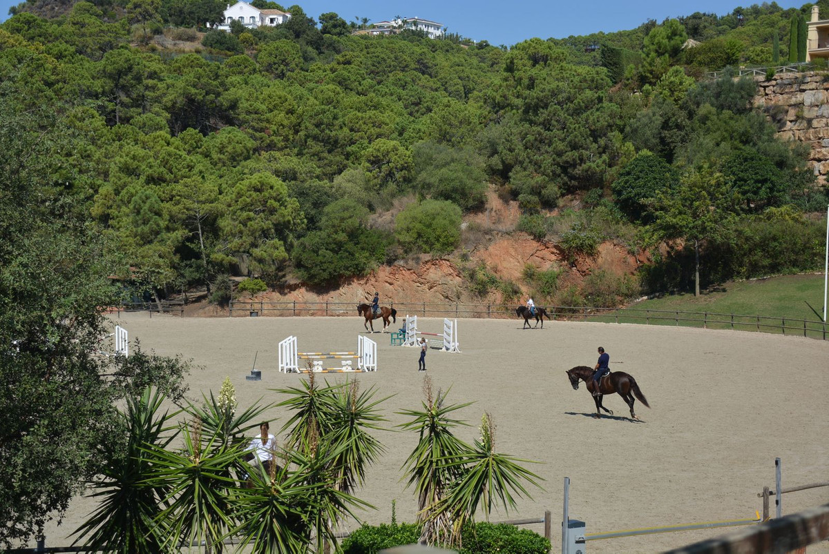 Plots for sale in Benahavís Costa Del Sol, Málaga, Spain