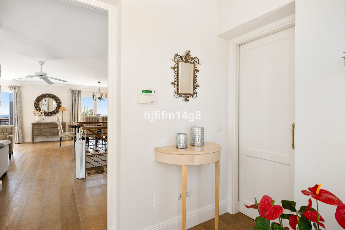 Se vende Villa - Chalet de 4 dormitorios en Costa Del Sol, Málaga, España