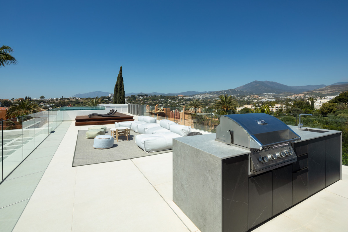 Se vende Villa - Chalet de 6 dormitorios en Costa Del Sol, Málaga, España