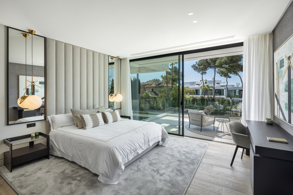 Se vende Villa - Chalet de 6 dormitorios en Costa Del Sol, Málaga, España