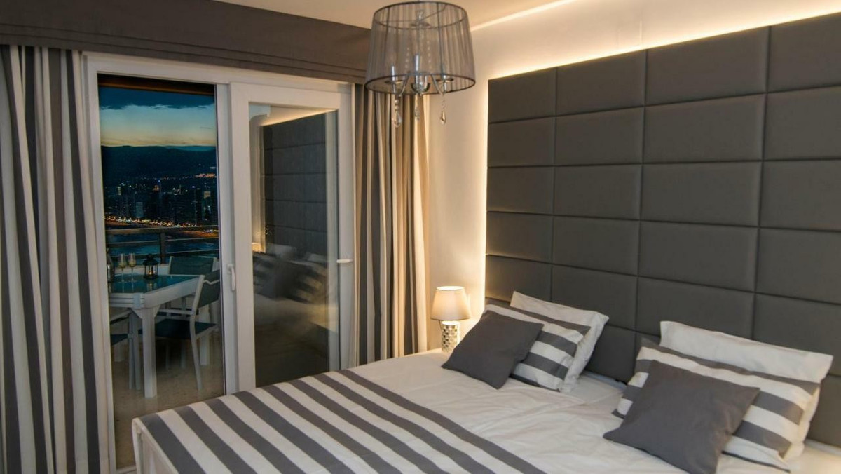 Se vende Apartamento Planta Media de 1 dormitorios en Costa Blanca, Alicante, España