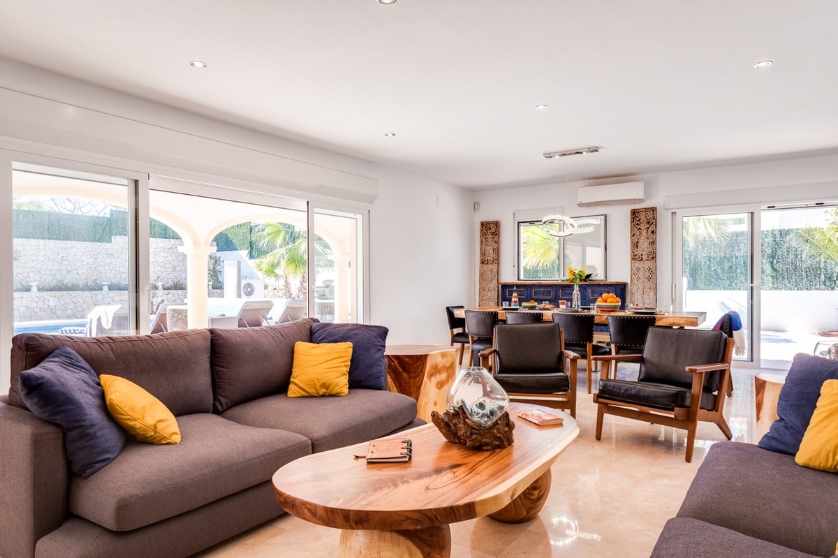 4 Bed Townhouse for sale in Javea Costa Blanca, Alicante, Spain