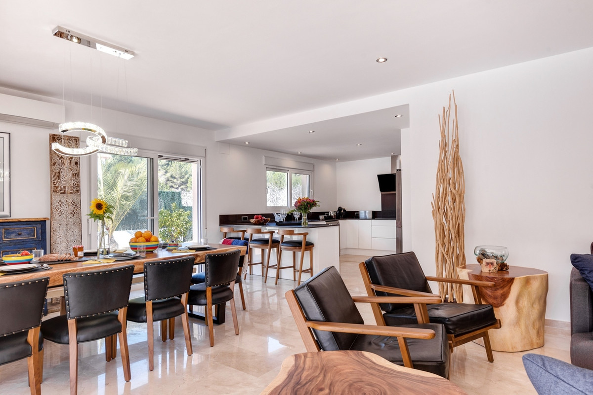 4 Bed Townhouse for sale in Javea Costa Blanca, Alicante, Spain