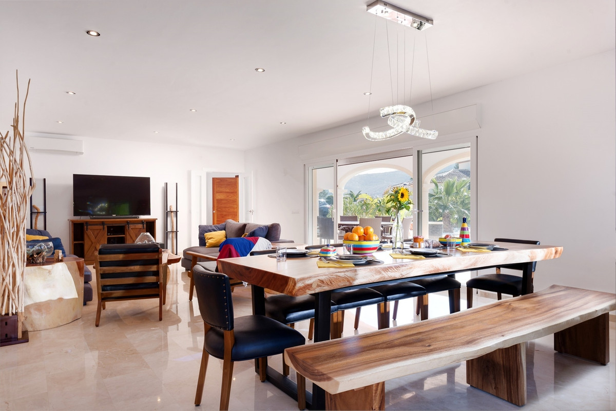 4 Bed Townhouse for sale in Javea Costa Blanca, Alicante, Spain