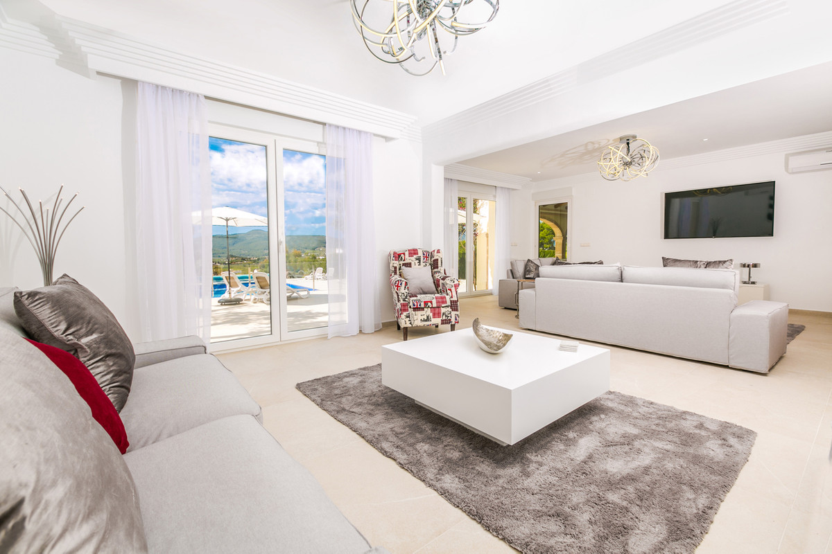 6 Bed Townhouse for sale in Javea Costa Blanca, Alicante, Spain