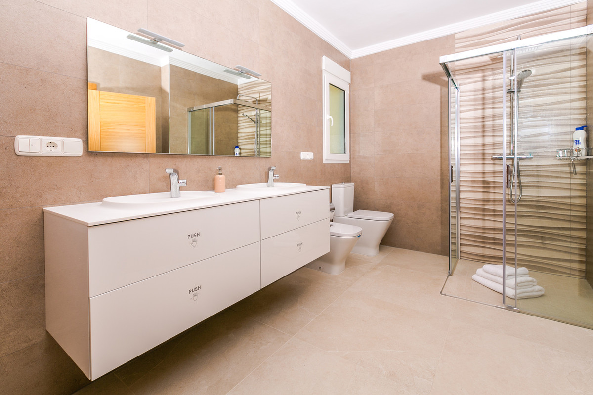 6 Bed Townhouse for sale in Javea Costa Blanca, Alicante, Spain