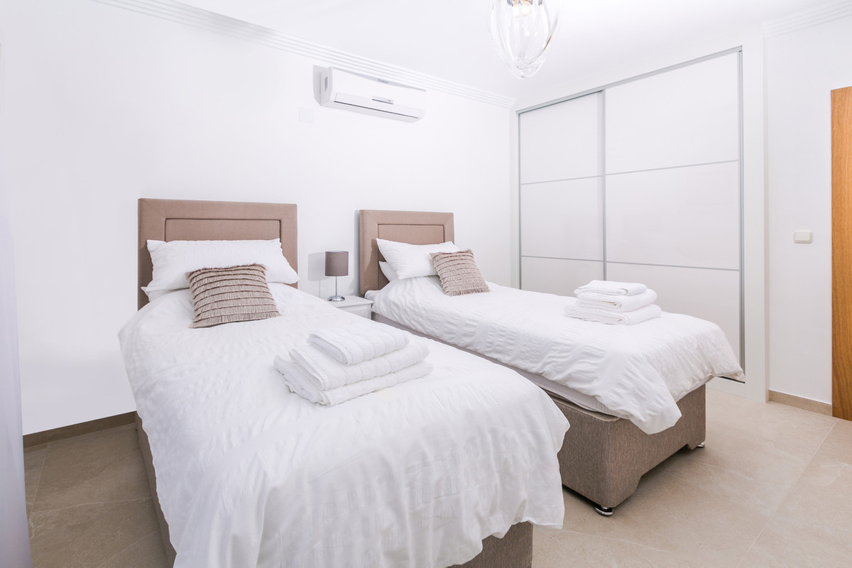 6 Bed Townhouse for sale in Javea Costa Blanca, Alicante, Spain