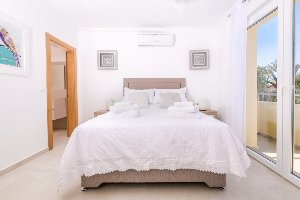 6 Bed Townhouse for sale in Javea Costa Blanca, Alicante, Spain
