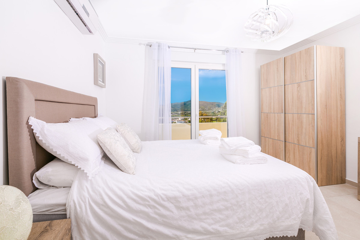 6 Bed Townhouse for sale in Javea Costa Blanca, Alicante, Spain