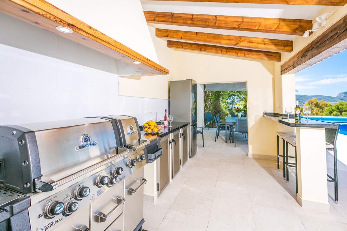 6 Bed Townhouse for sale in Javea Costa Blanca, Alicante, Spain