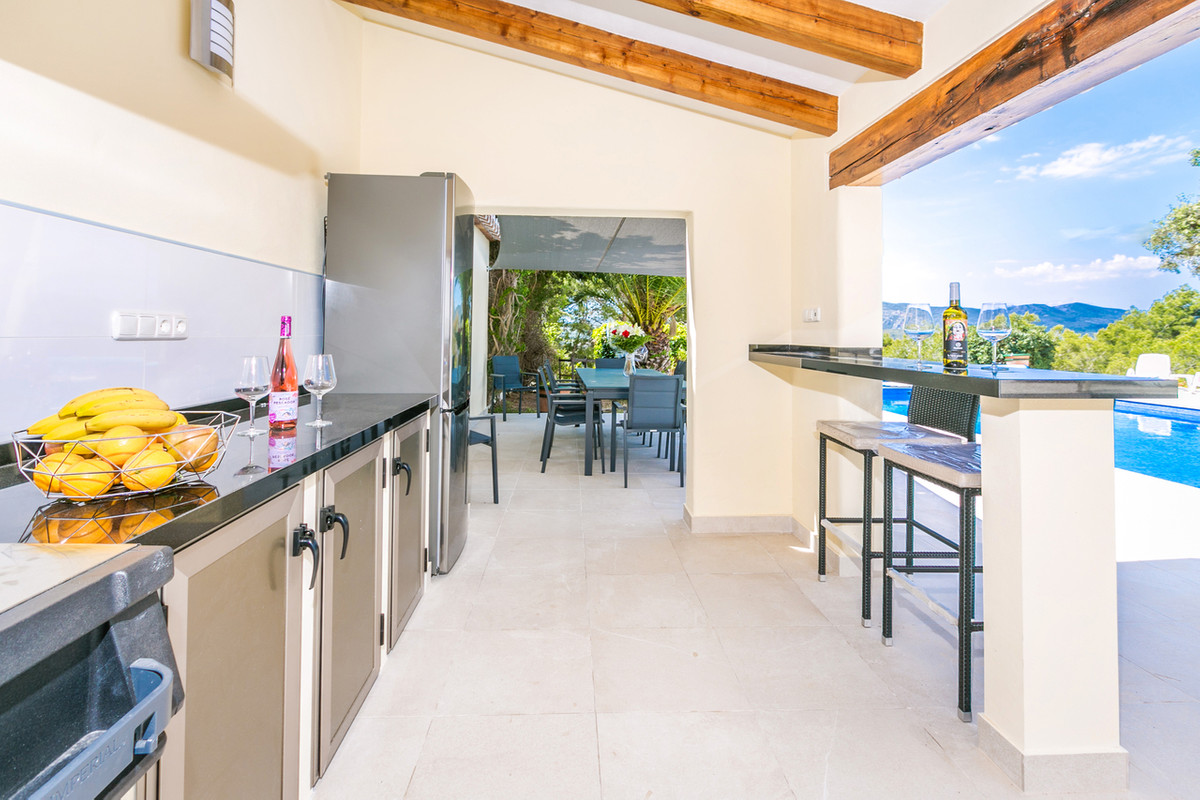 6 Bed Townhouse for sale in Javea Costa Blanca, Alicante, Spain