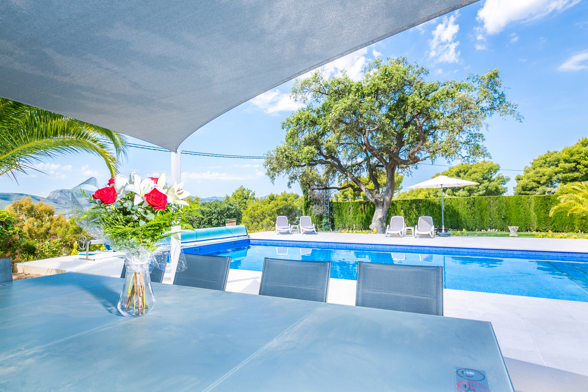 6 Bed Townhouse for sale in Javea Costa Blanca, Alicante, Spain