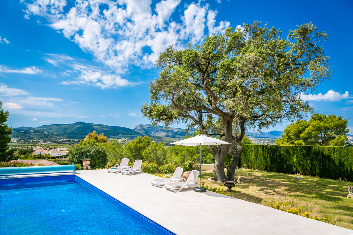 6 Bed Townhouse for sale in Javea Costa Blanca, Alicante, Spain
