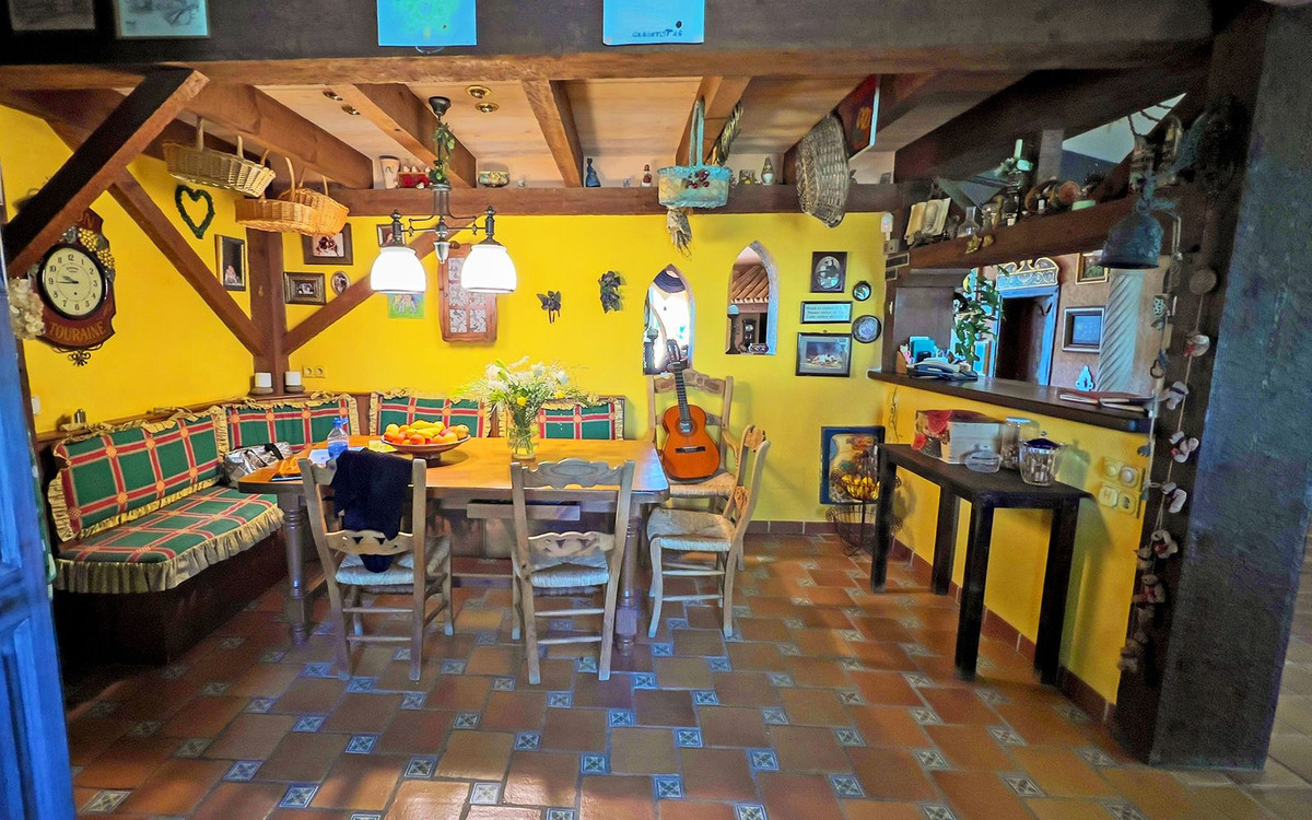 Se vende Villa - Chalet de 6 dormitorios en Costa Del Sol, Málaga, España