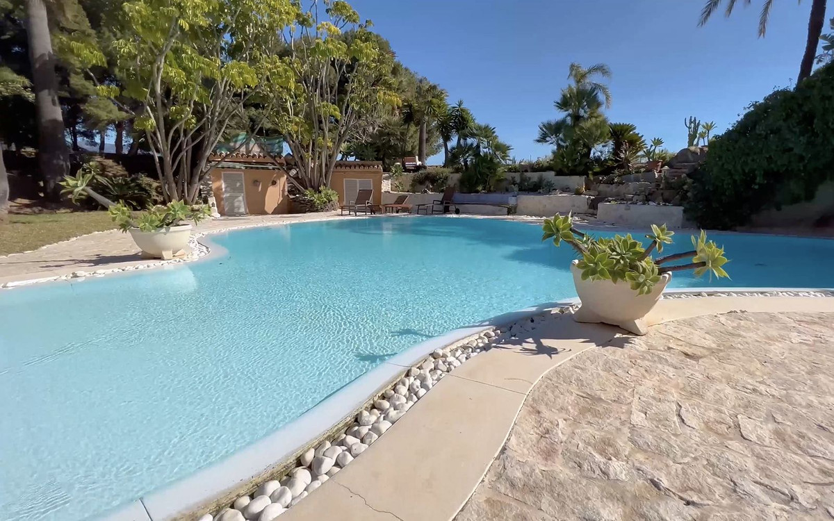 Se vende Villa - Chalet de 6 dormitorios en Costa Del Sol, Málaga, España
