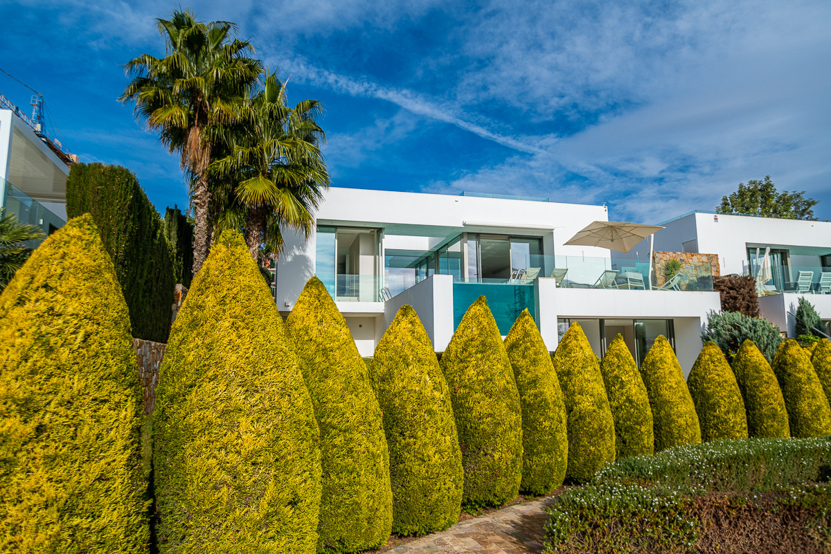 4 Bed Townhouse for sale in Las Colinas Golf Costa Blanca, Alicante, Spain
