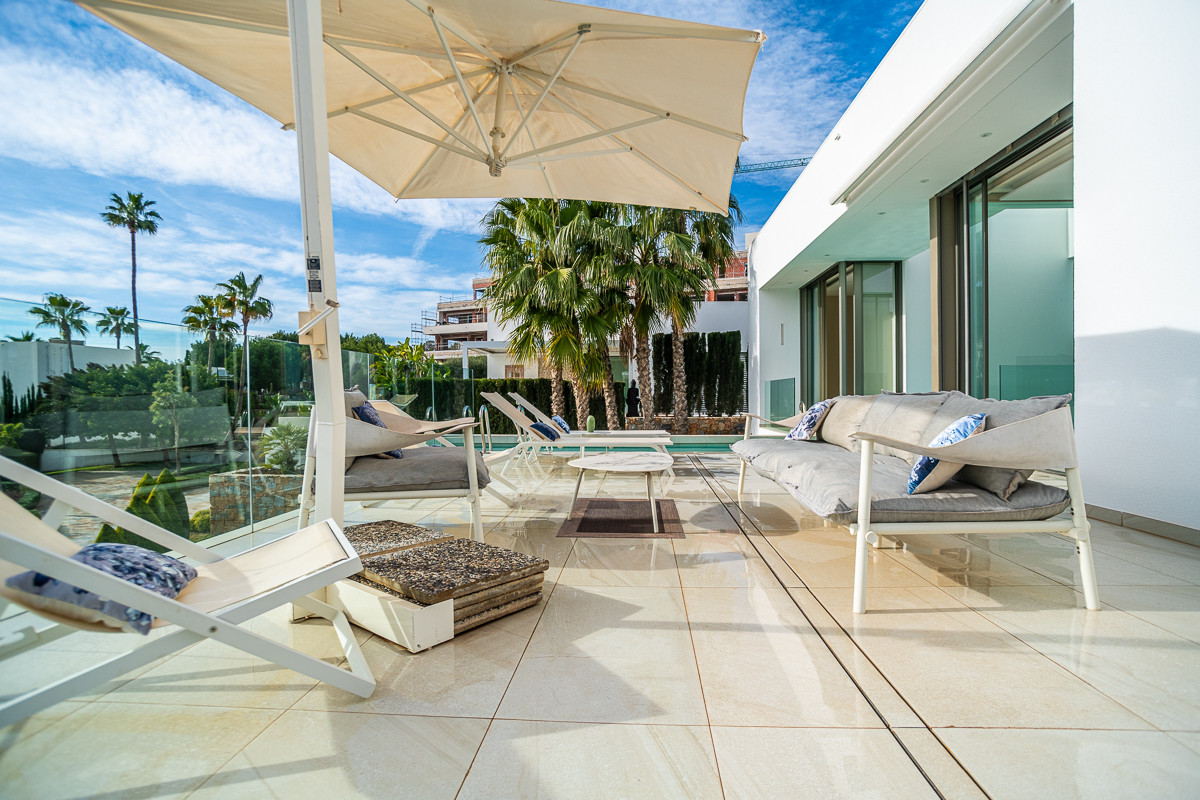 4 Bed Townhouse for sale in Las Colinas Golf Costa Blanca, Alicante, Spain