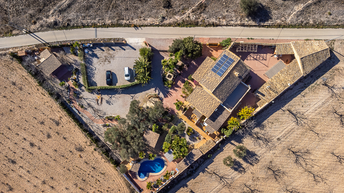 6 Bed Commercial unit for sale in Hondón De Las Nieves Costa Blanca, Alicante, Spain