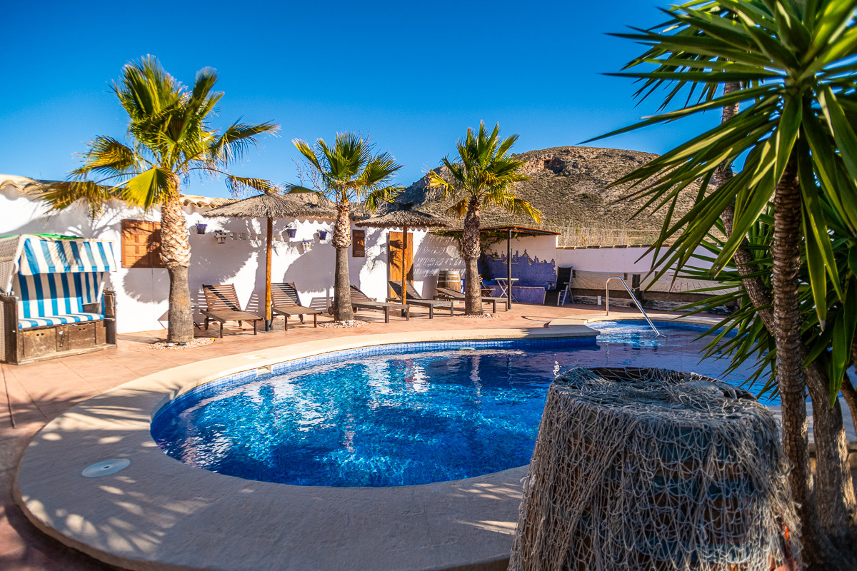 6 Bed Commercial unit for sale in Hondón De Las Nieves Costa Blanca, Alicante, Spain