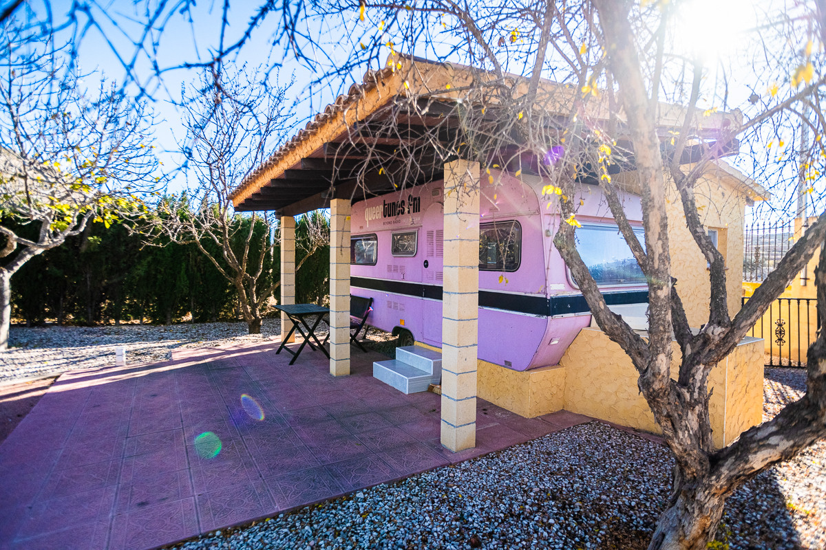 6 Bed Commercial unit for sale in Hondón De Las Nieves Costa Blanca, Alicante, Spain