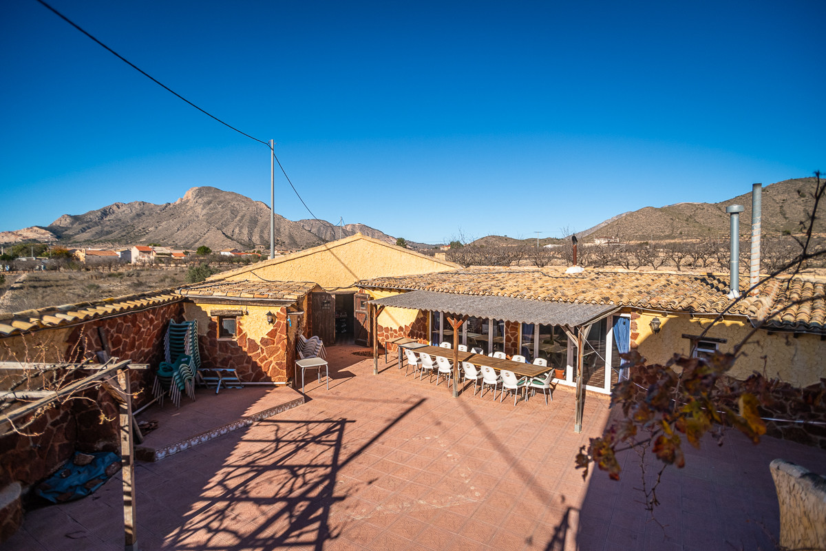 6 Bed Commercial unit for sale in Hondón De Las Nieves Costa Blanca, Alicante, Spain