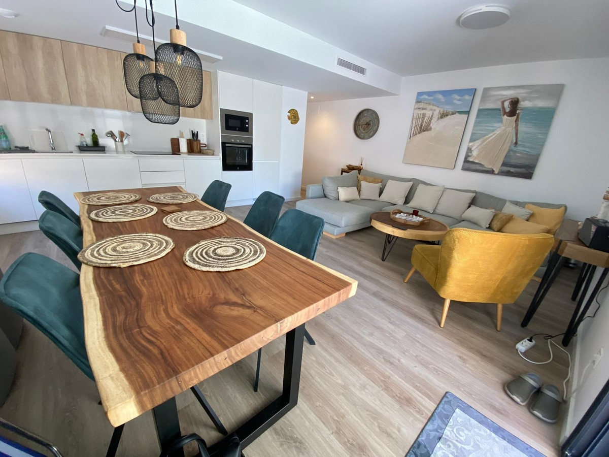 Se vende Apartamento Planta Media de 3 dormitorios en Costa Blanca, Alicante, España
