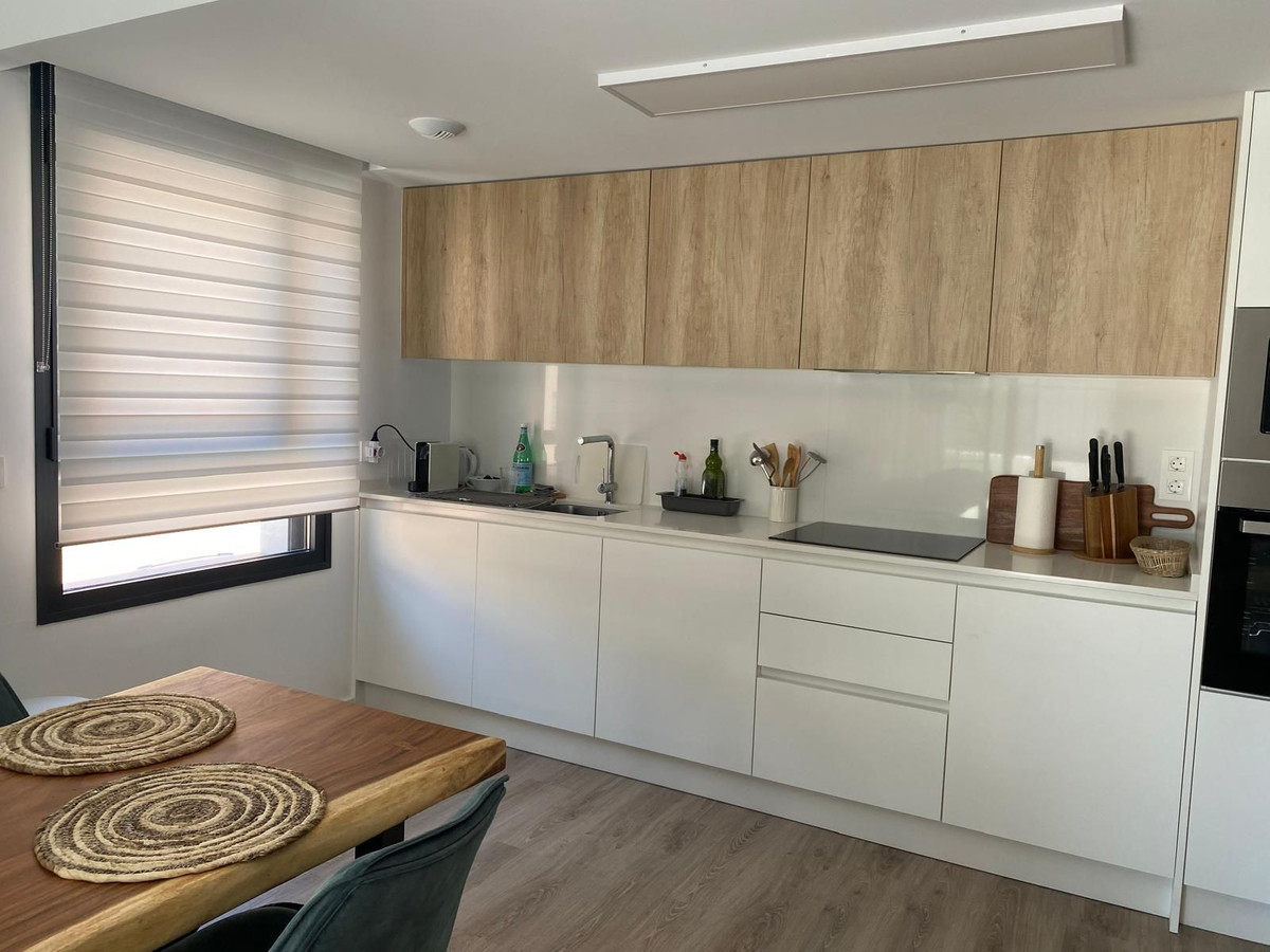 Se vende Apartamento Planta Media de 3 dormitorios en Costa Blanca, Alicante, España