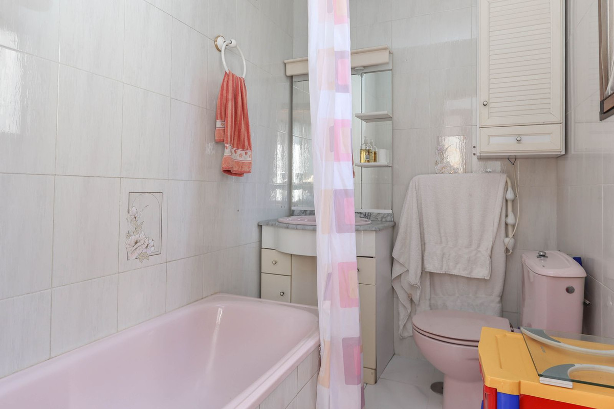 Se vende Adosada de 3 dormitorios en Costa Del Sol, Málaga, España