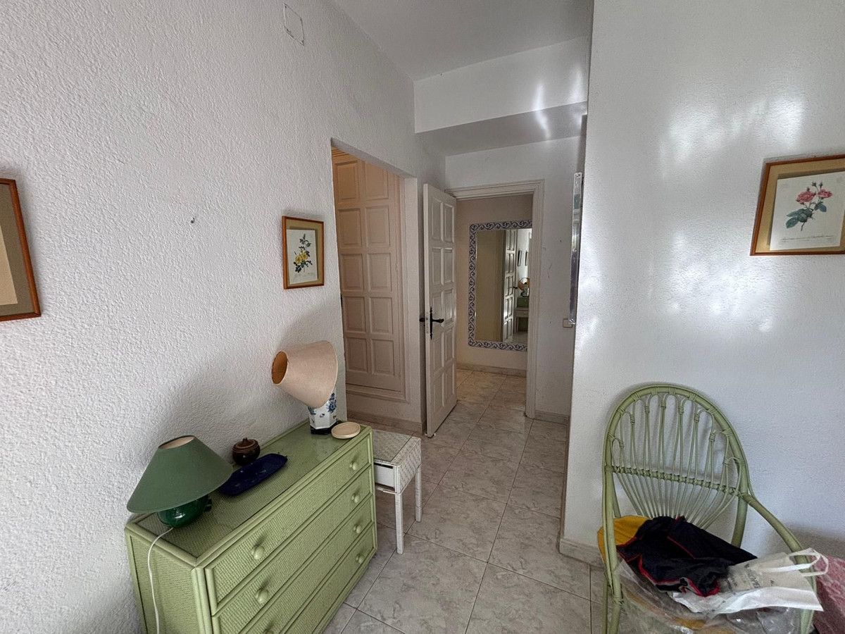 3 Bed Apartment for sale in Nueva Andalucía Costa Del Sol, Málaga, Spain