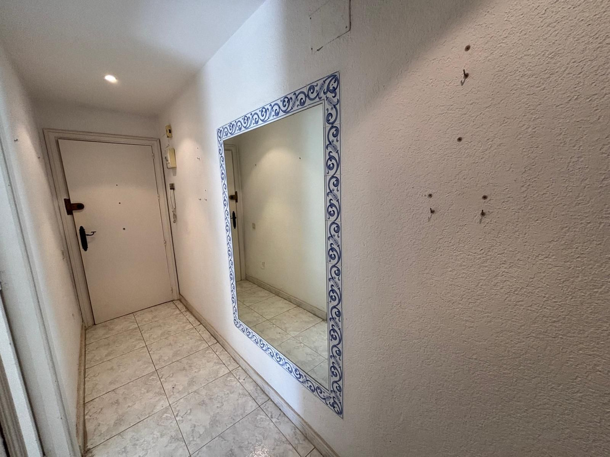 3 Bed Apartment for sale in Nueva Andalucía Costa Del Sol, Málaga, Spain