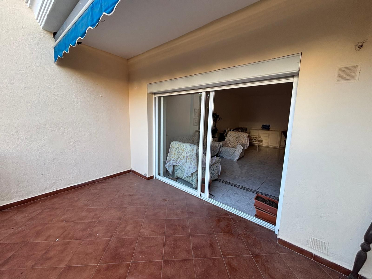 3 Bed Apartment for sale in Nueva Andalucía Costa Del Sol, Málaga, Spain