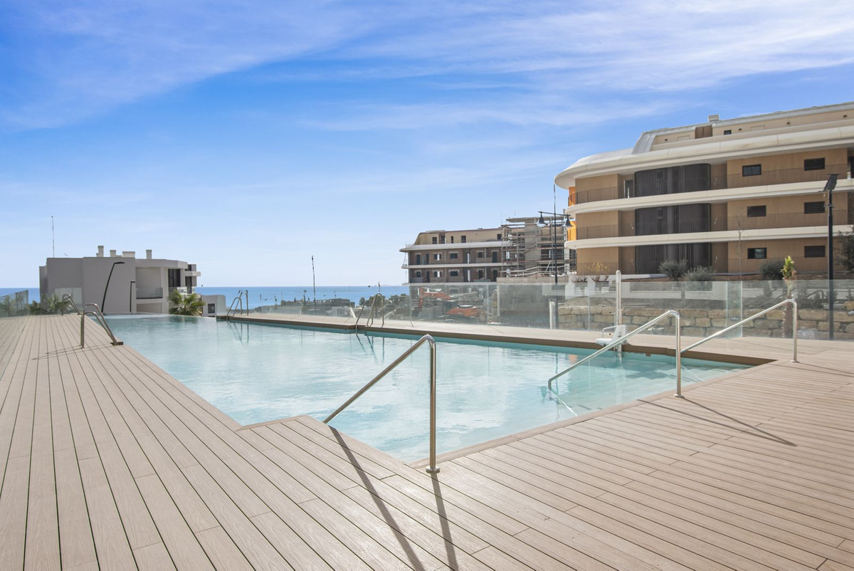 2 Bed Apartment for sale in Fuengirola Costa Del Sol, Málaga, Spain