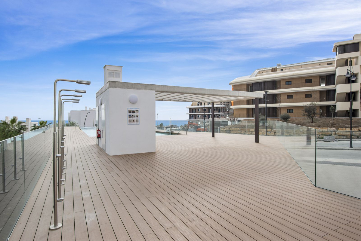 2 Bed Apartment for sale in Fuengirola Costa Del Sol, Málaga, Spain