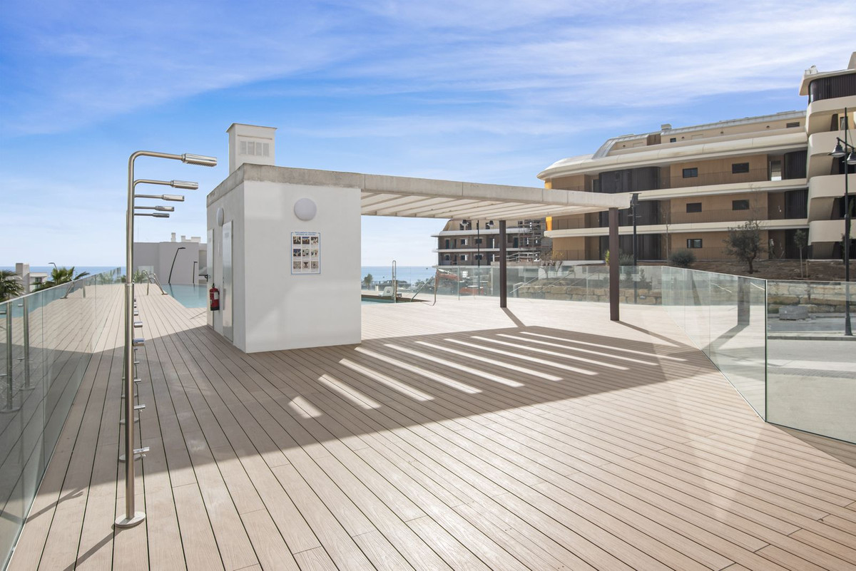 2 Bed Apartment for sale in Fuengirola Costa Del Sol, Málaga, Spain