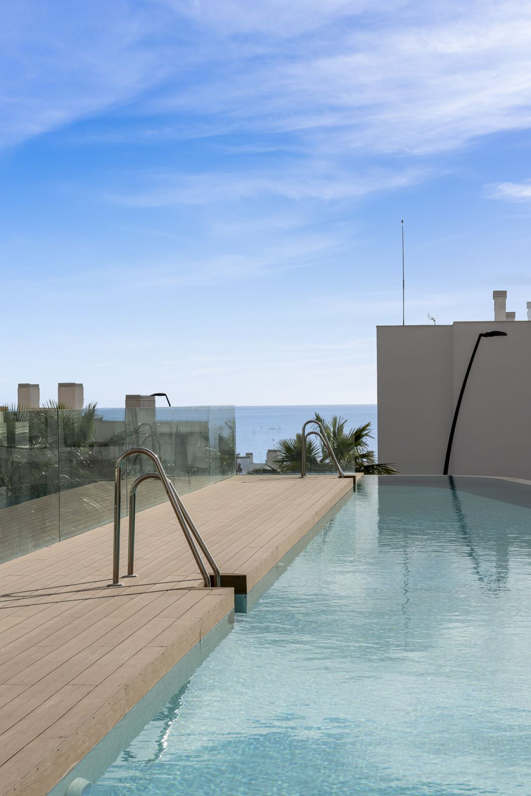 2 Bed Apartment for sale in Fuengirola Costa Del Sol, Málaga, Spain