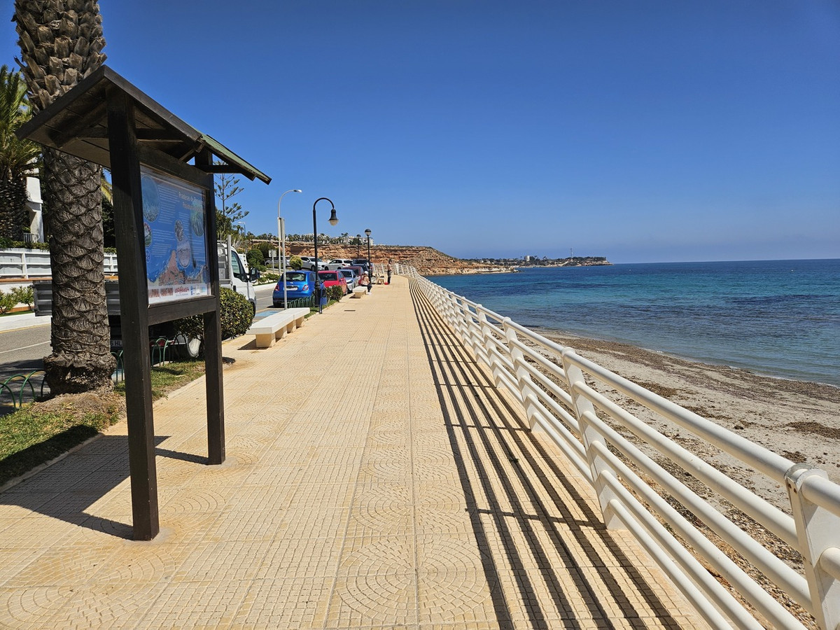 3 Bed Townhouse for sale in Cabo Roig Costa Blanca, Alicante, Spain