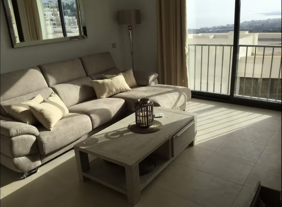 Se vende Apartamento Planta Media de 2 dormitorios en Costa Del Sol, Málaga, España