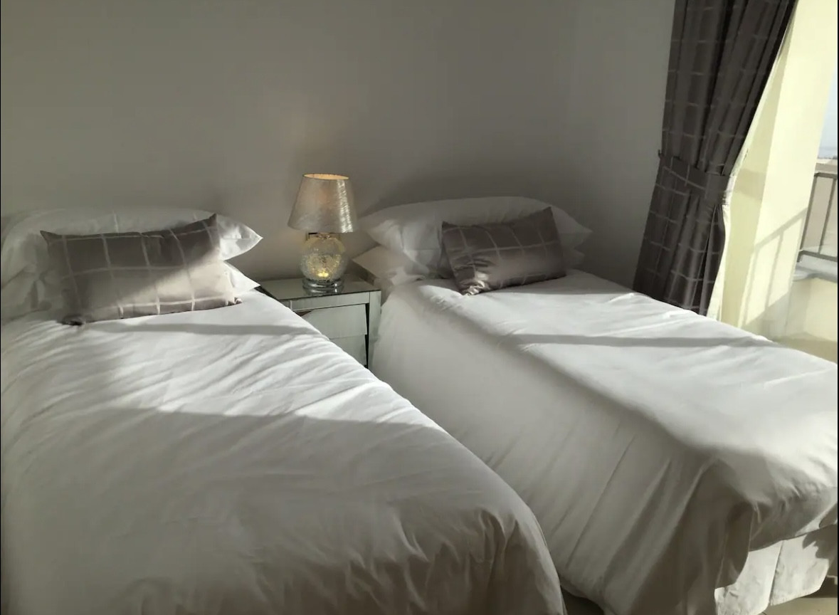 Se vende Apartamento Planta Media de 2 dormitorios en Costa Del Sol, Málaga, España