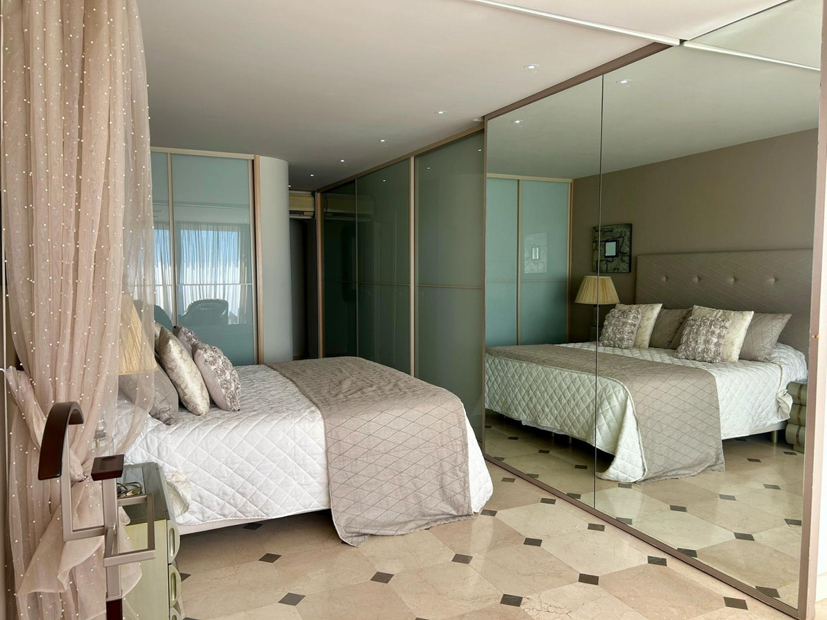 3 Bed Apartment for sale in Benidorm Costa Blanca, Alicante, Spain