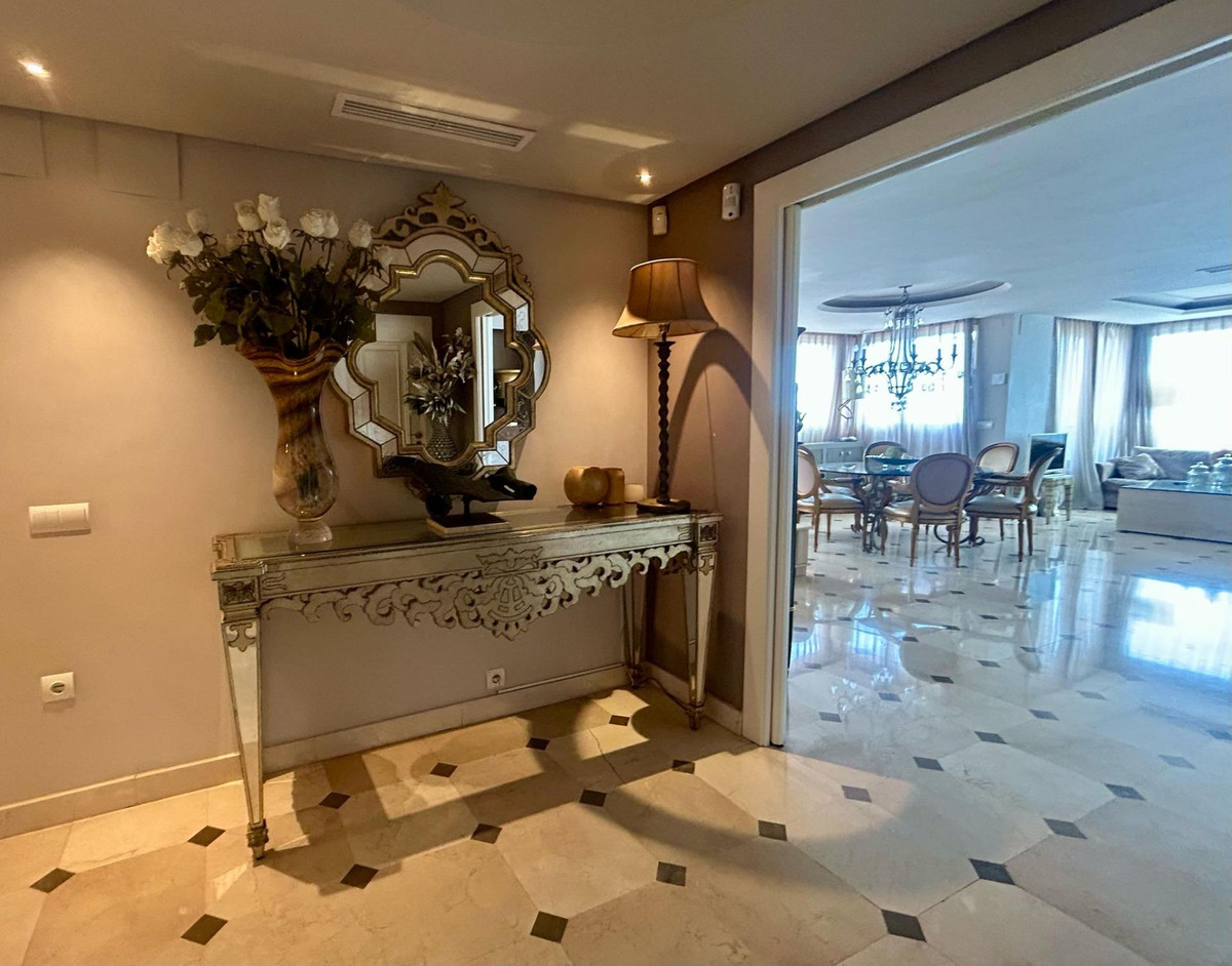 3 Bed Apartment for sale in Benidorm Costa Blanca, Alicante, Spain